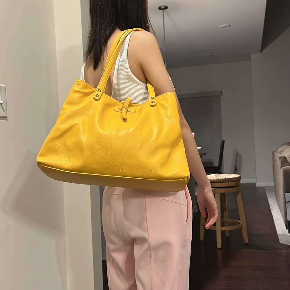 Yellow Purse - Picture 2 of 2